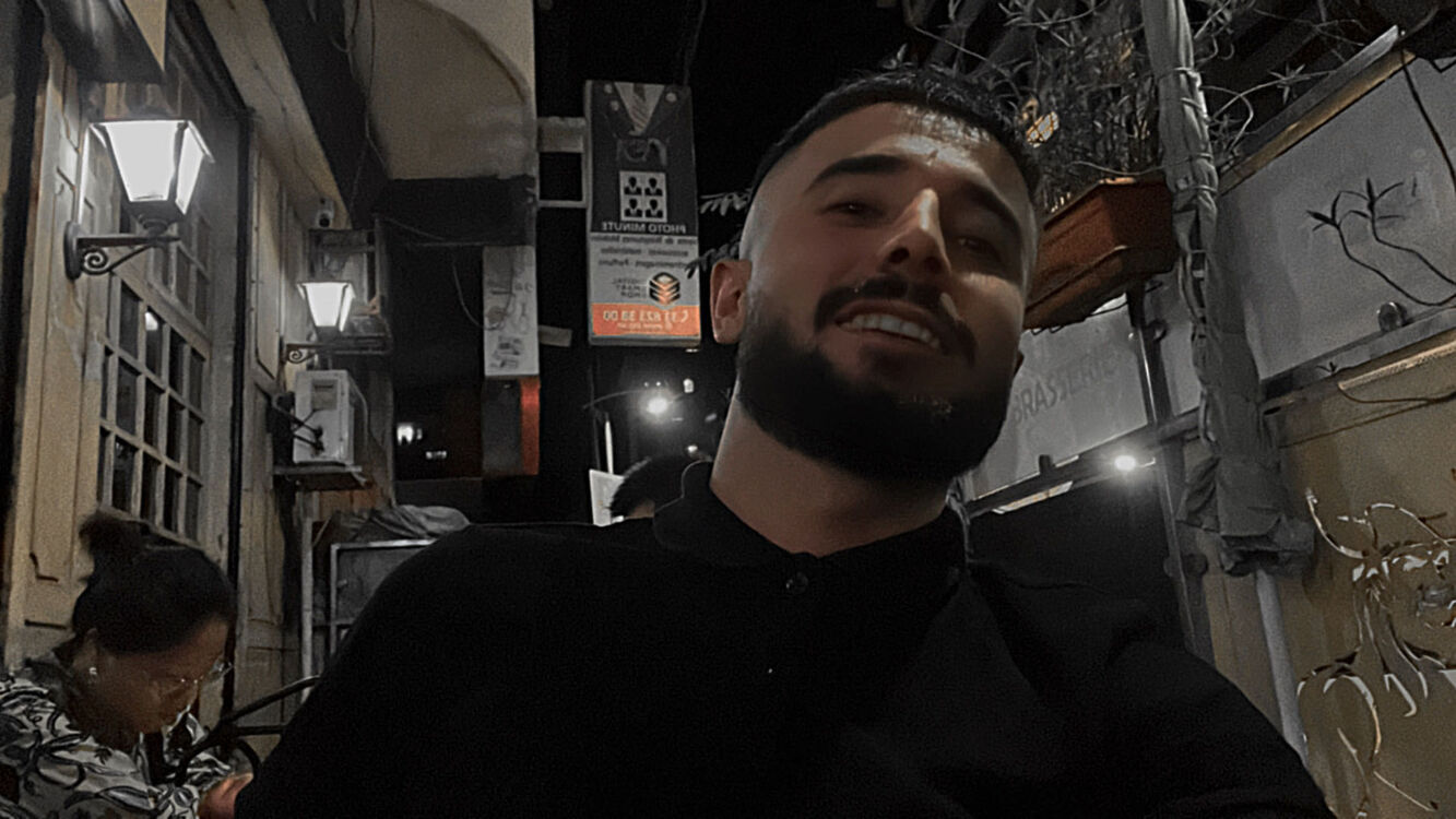  ,   Ertu, 30 ,   ,   