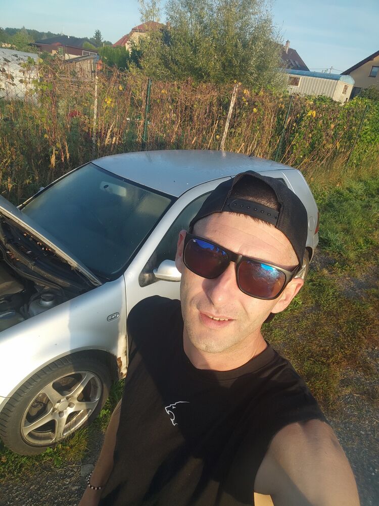  37830091  Sergej, 36 ,    Prosek