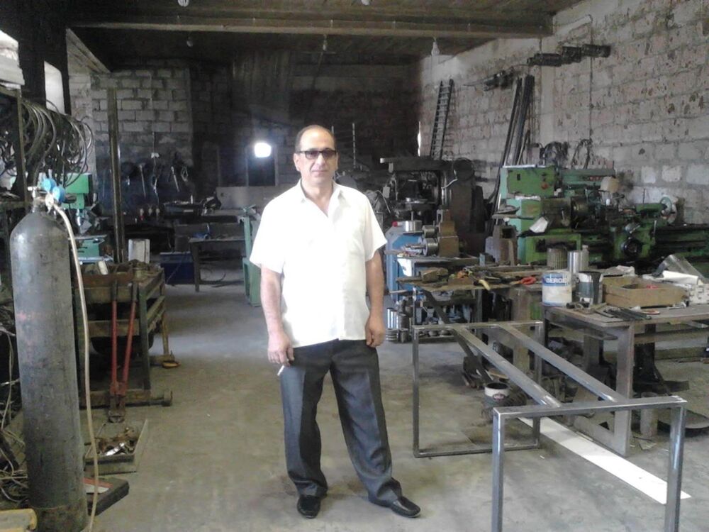  ,   Rob, 53 ,   ,   
