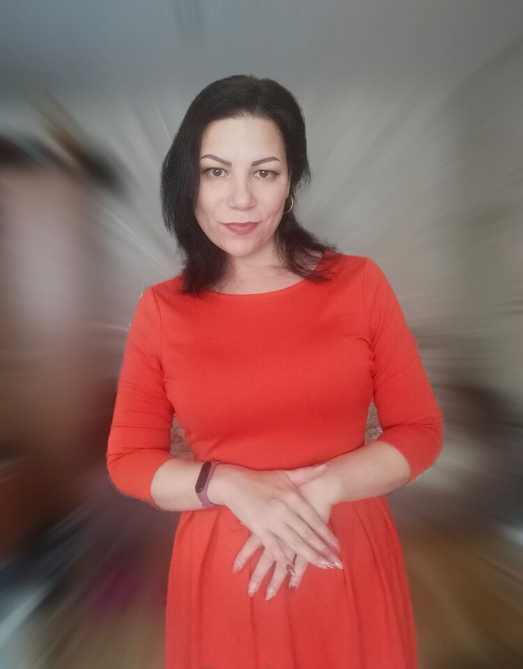  47351301  Elena, 41 ,    