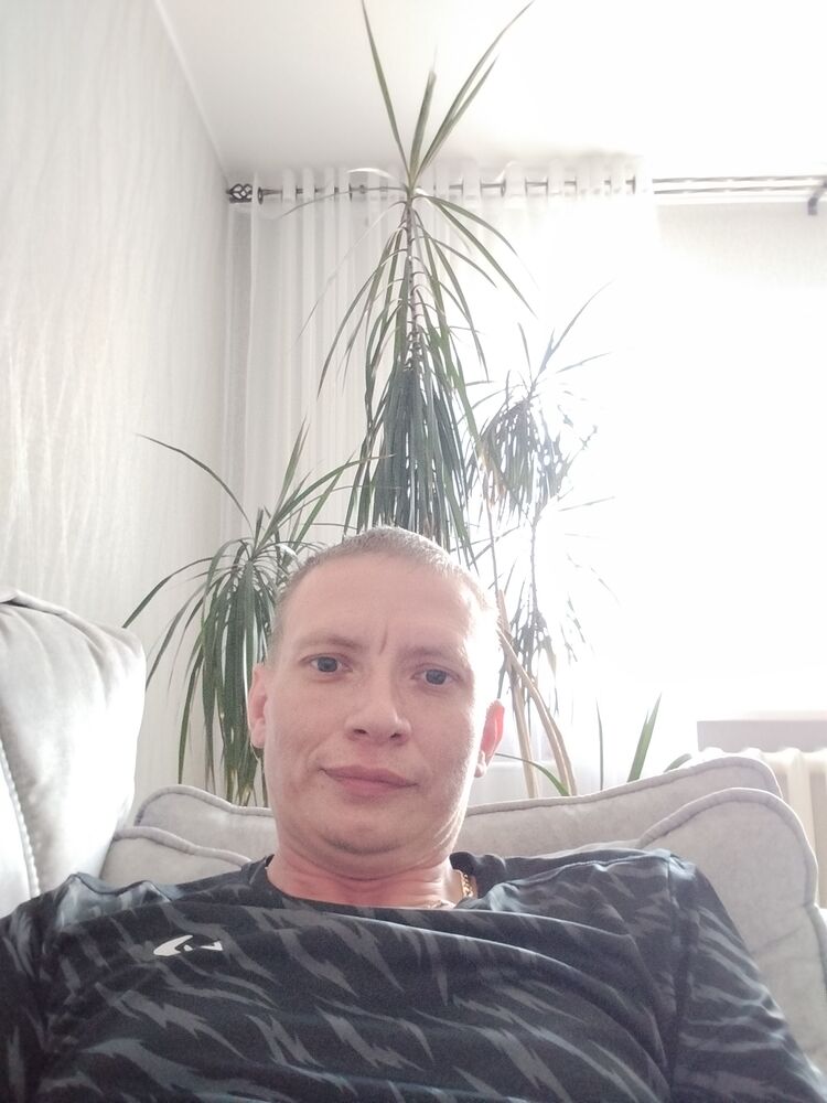  44488621  , 40 ,    