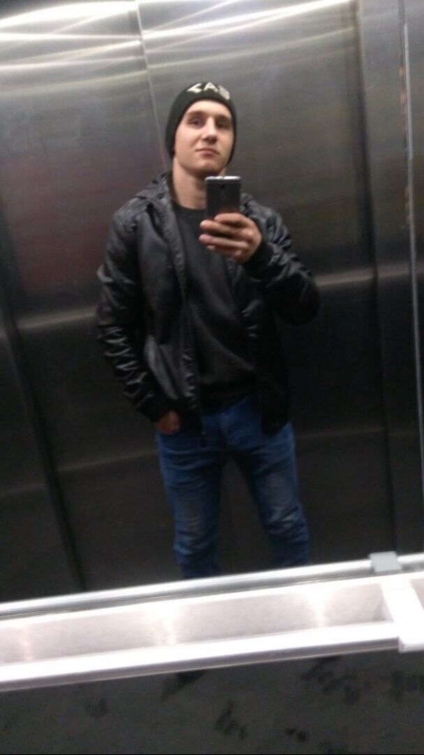  20900381  , 24 ,    