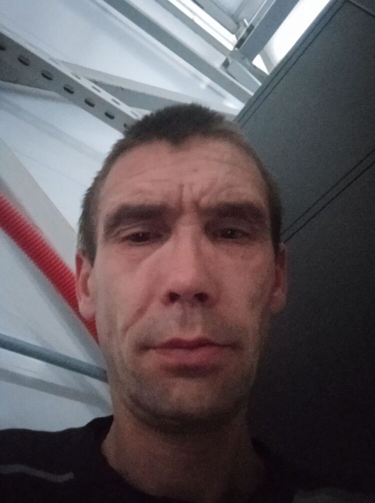  44393501  , 42 ,    