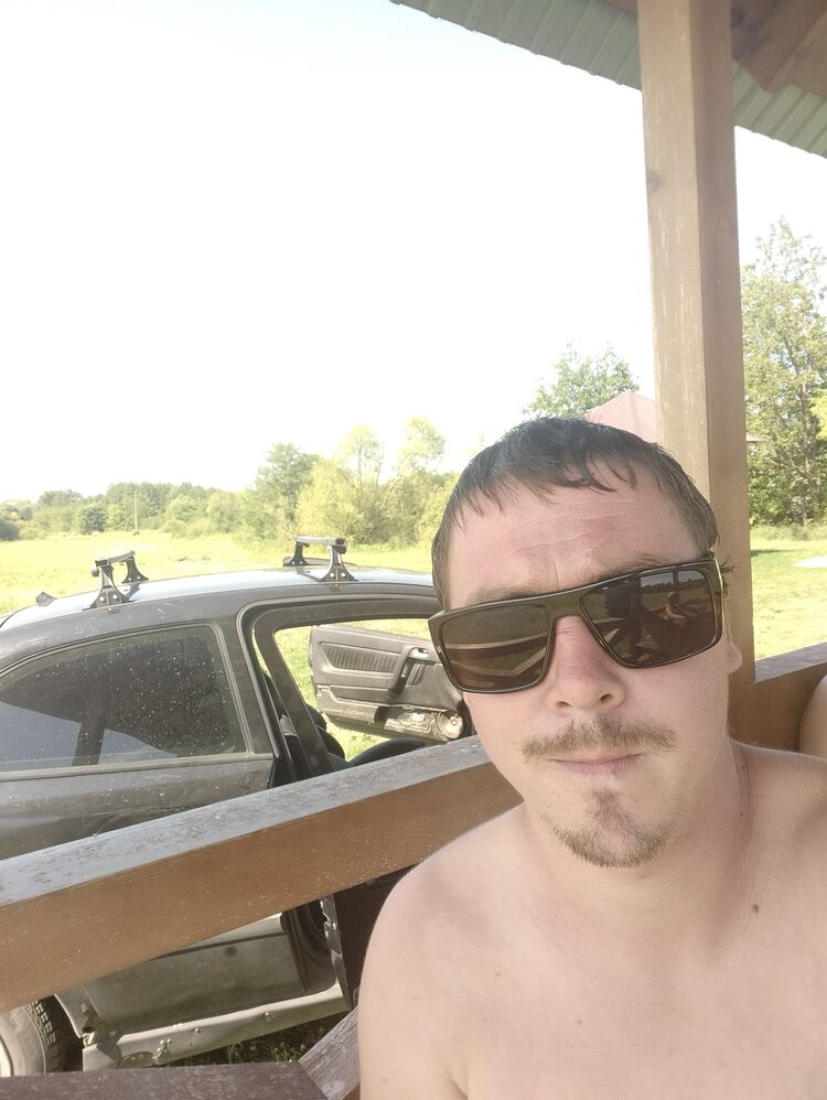  44814081  , 31 ,    