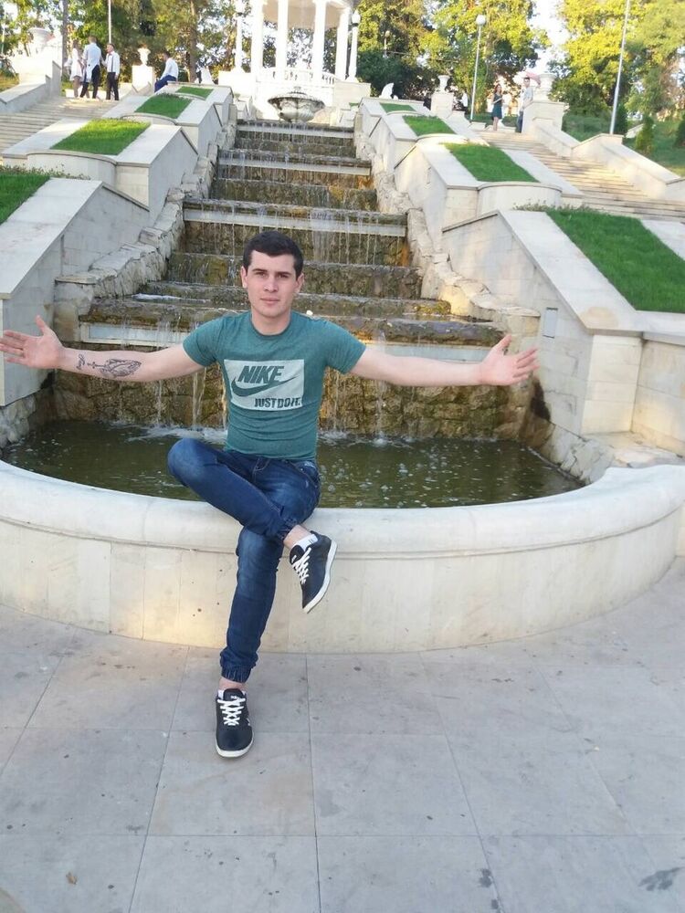  ,   Roman, 28 ,   ,   , c 