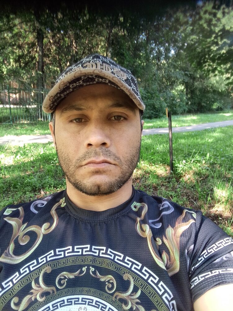  52811331  Samir, 36 ,    
