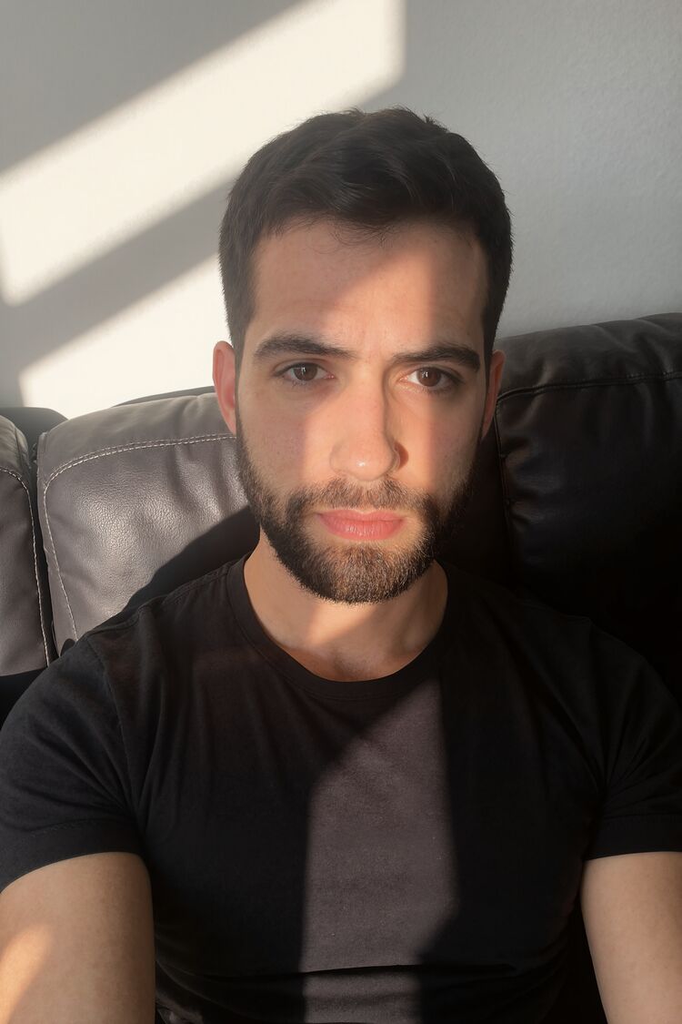  53484311  , 37 ,    