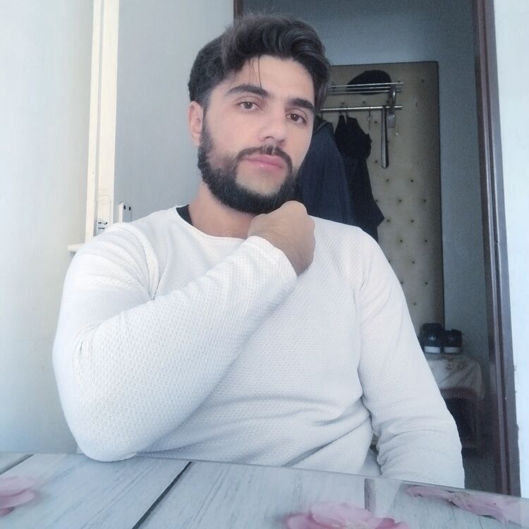  ,   Eldar, 29 ,   ,   
