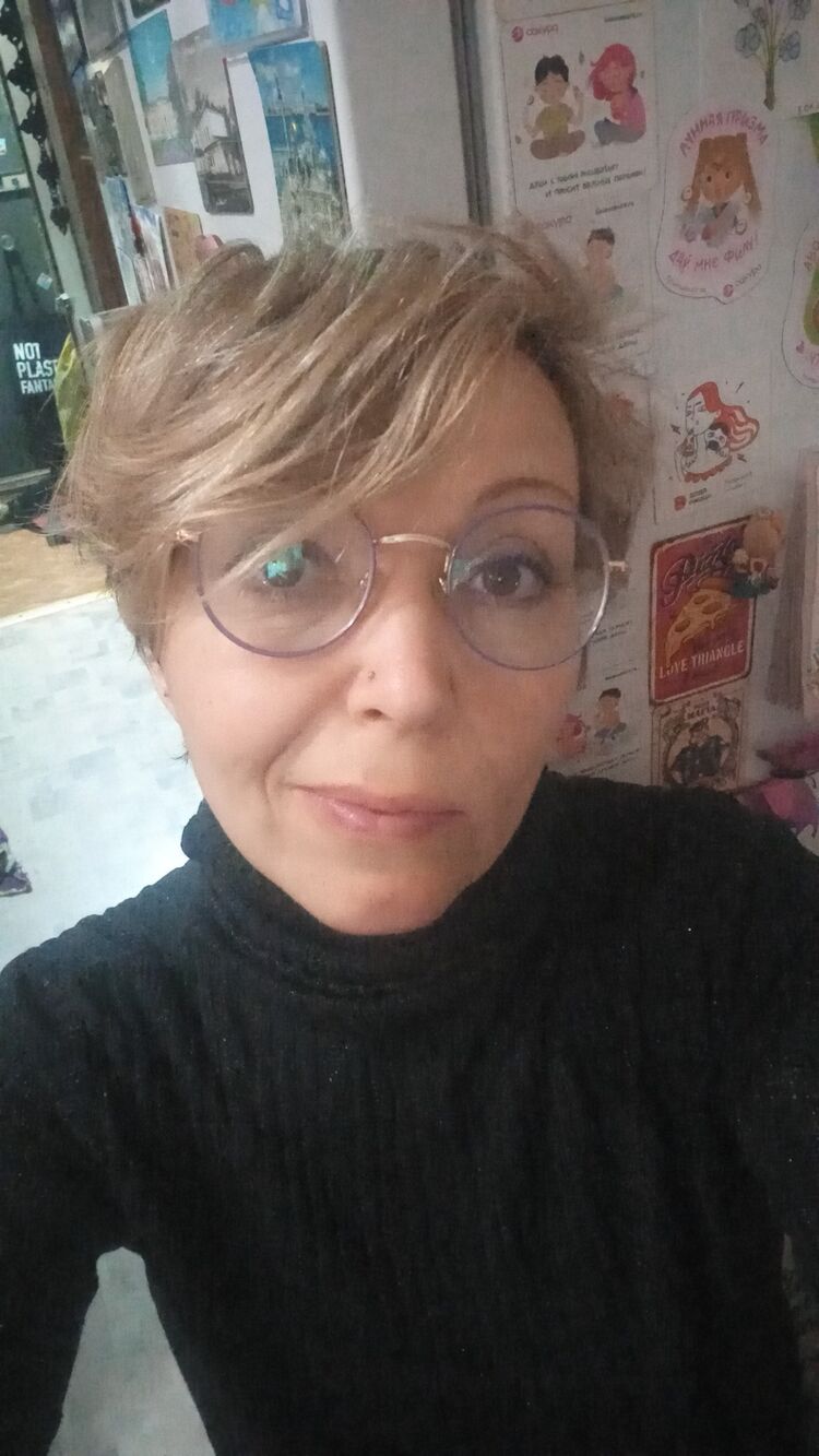  -,   , 44 ,     , c 