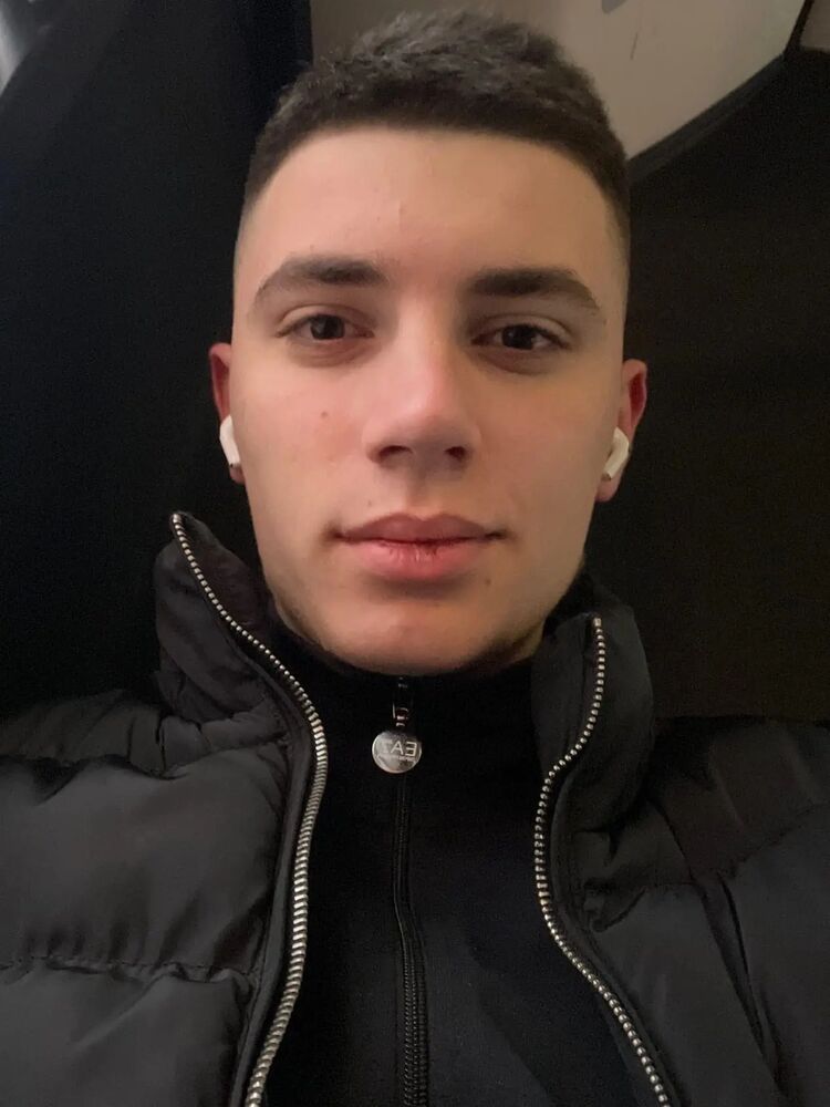  48298061  , 26 ,    