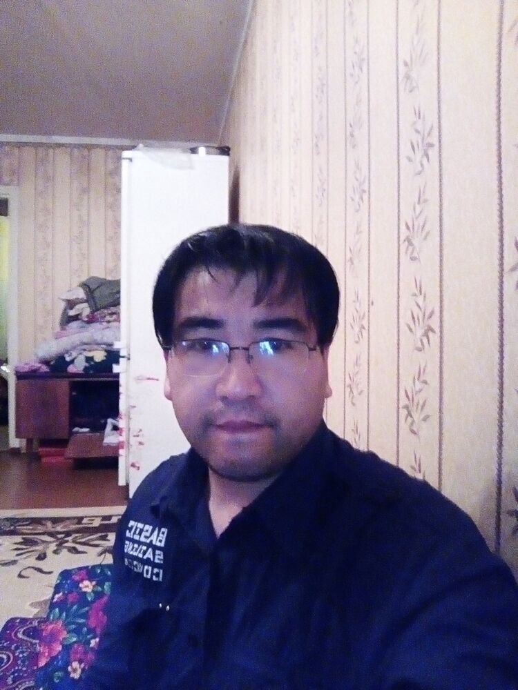  18904701  Baxtiyor, 39 ,    