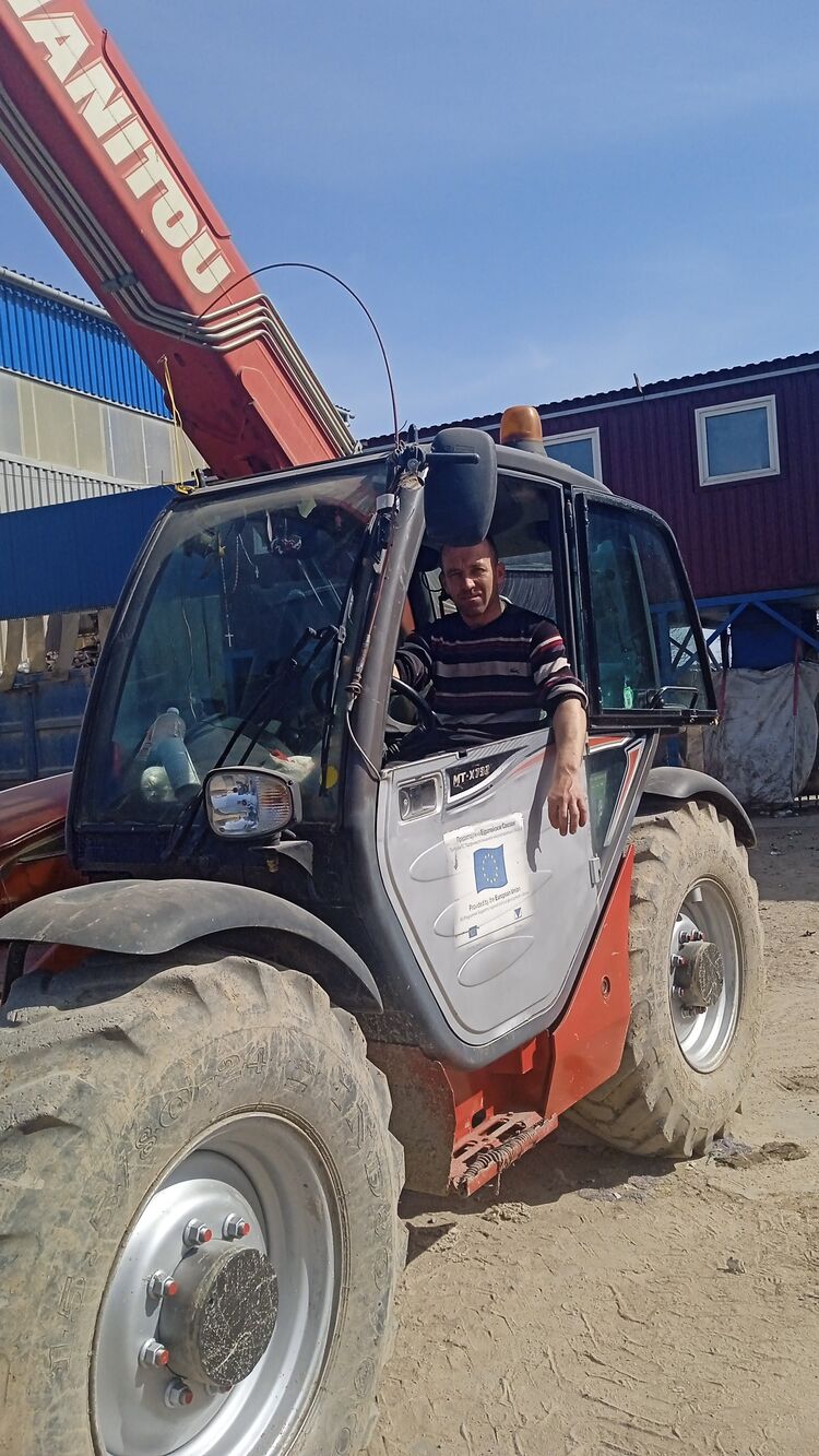  26061251  Sergey, 40 ,    