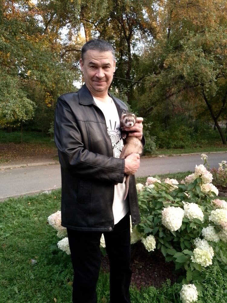  ,   Sergey, 58 ,   ,   