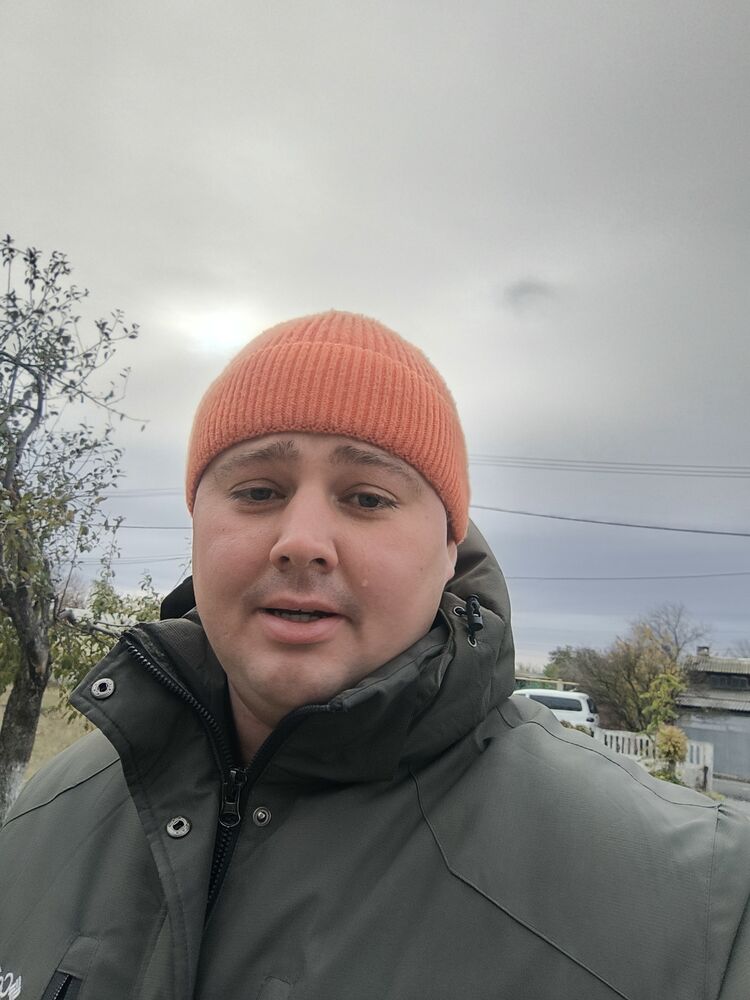  48029761  Ivan, 32 ,    