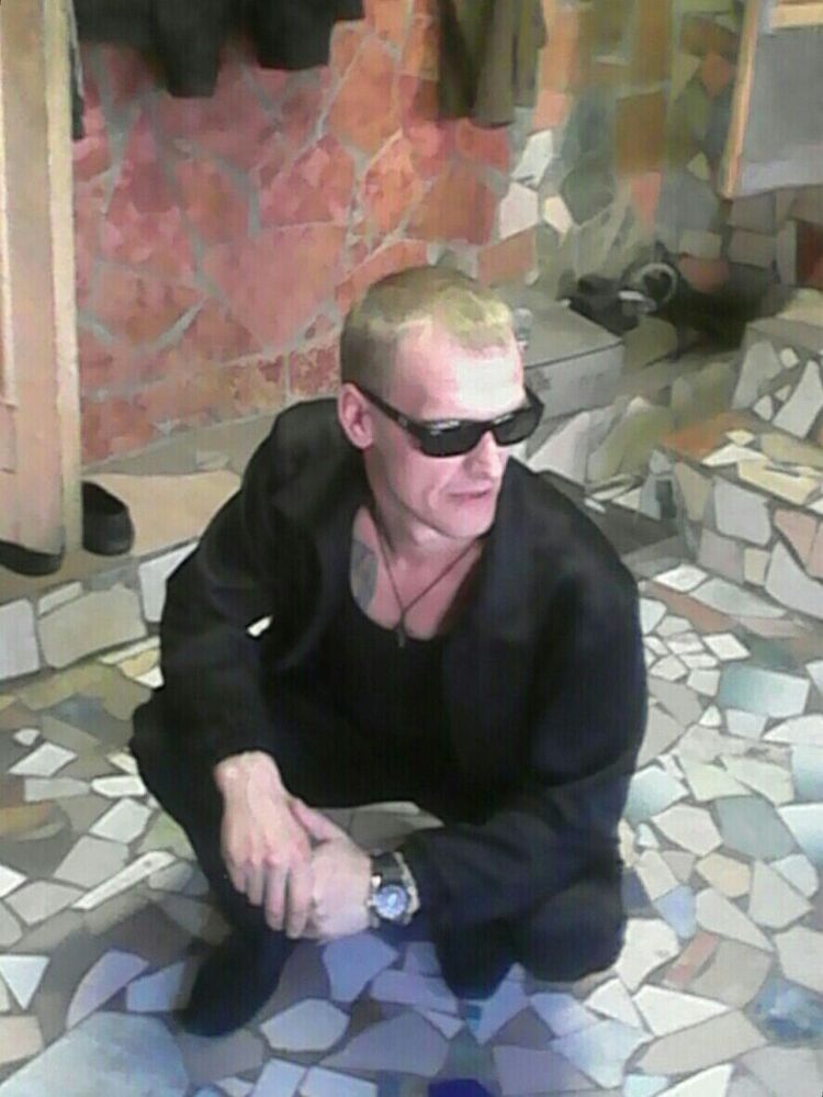  21221211  Vanavankov, 36 ,    