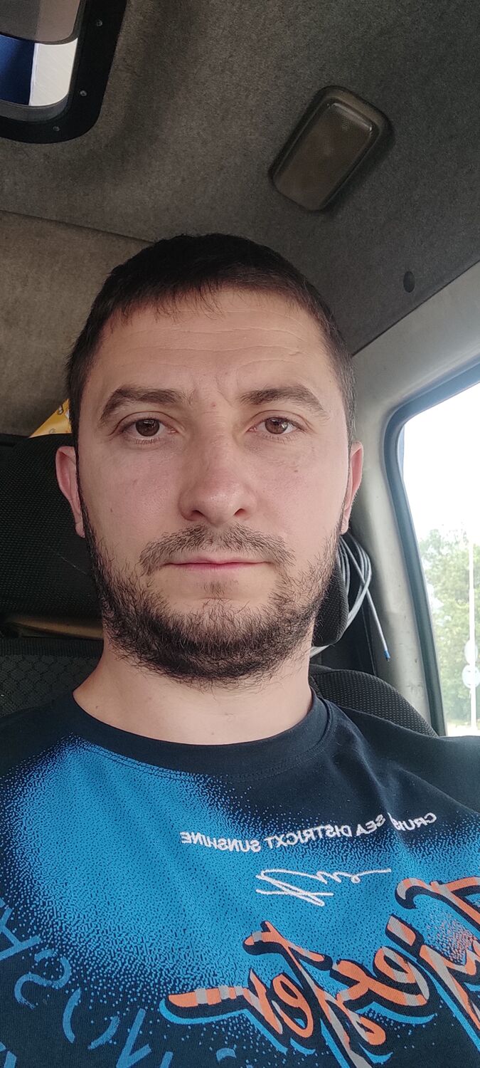  48369091  , 37 ,     