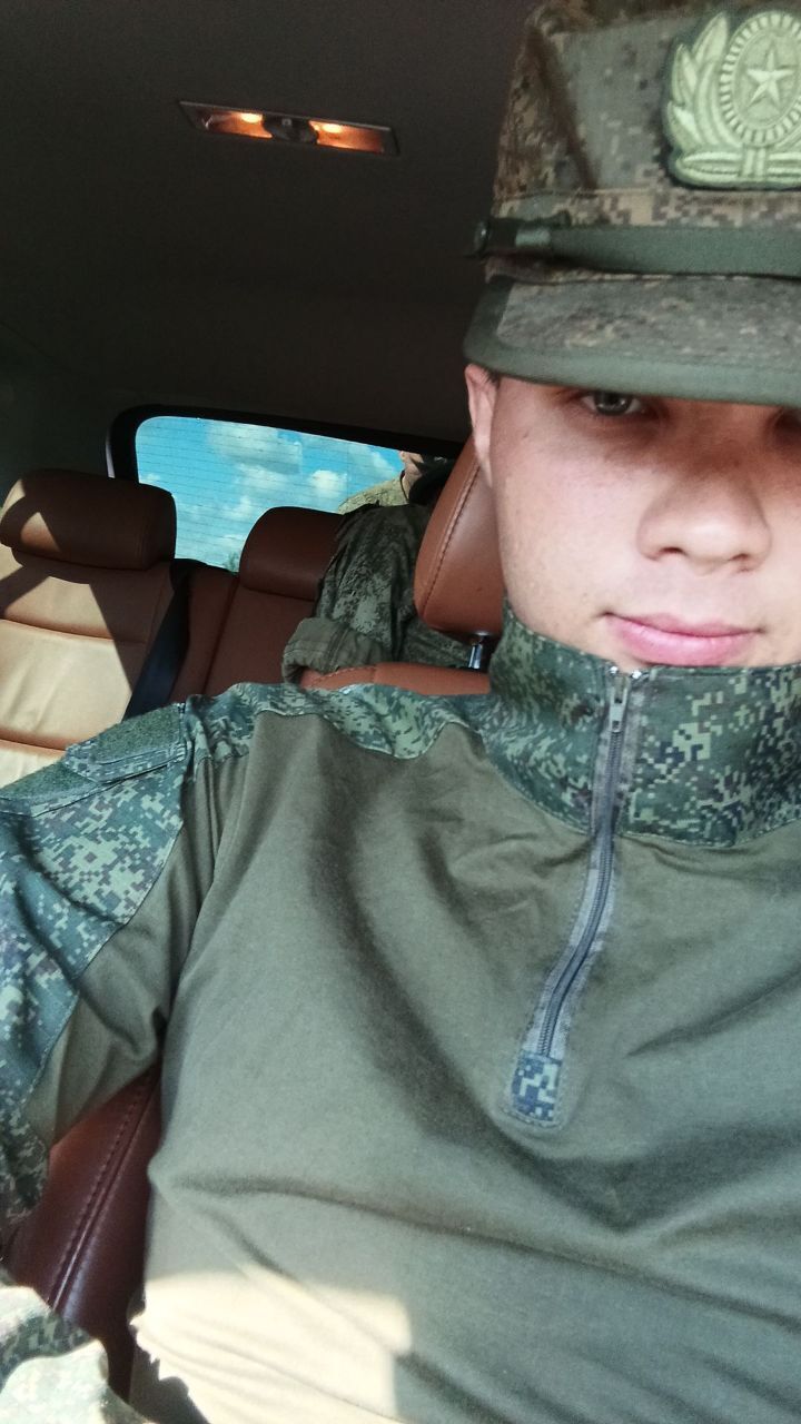  46176551  Sergey, 24 ,    