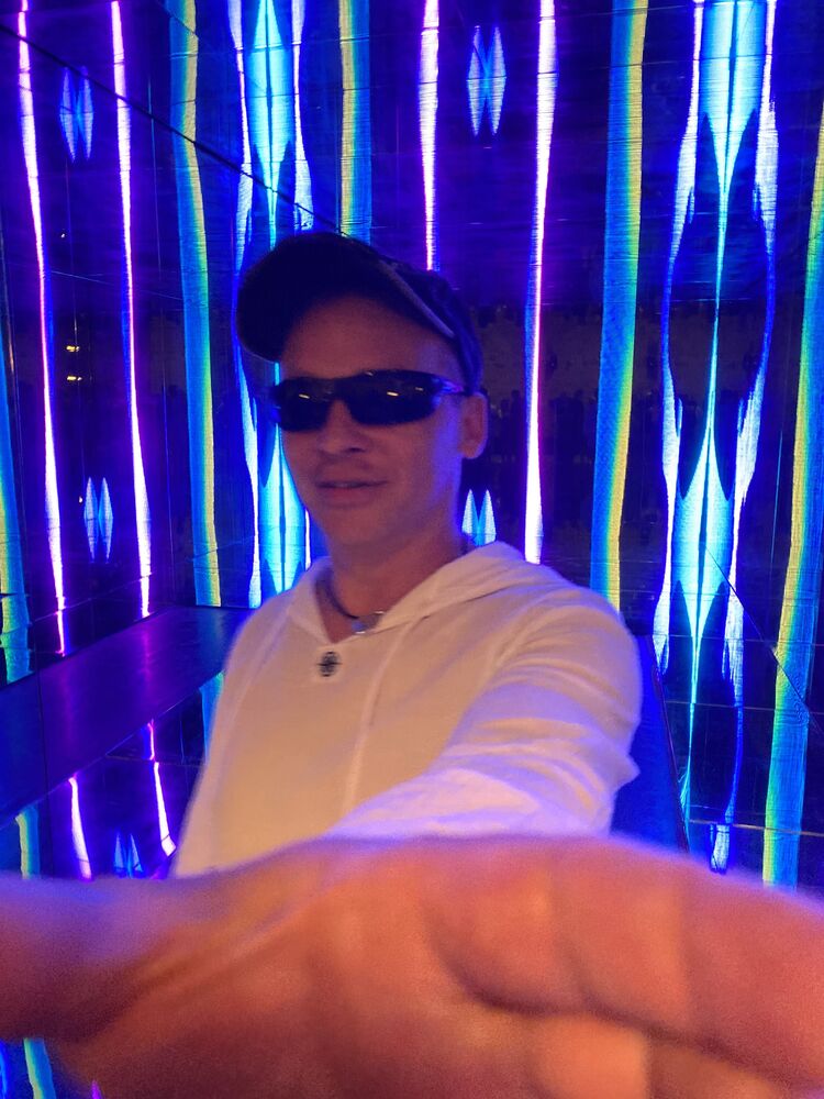  53221591  Ruslan, 32 ,    