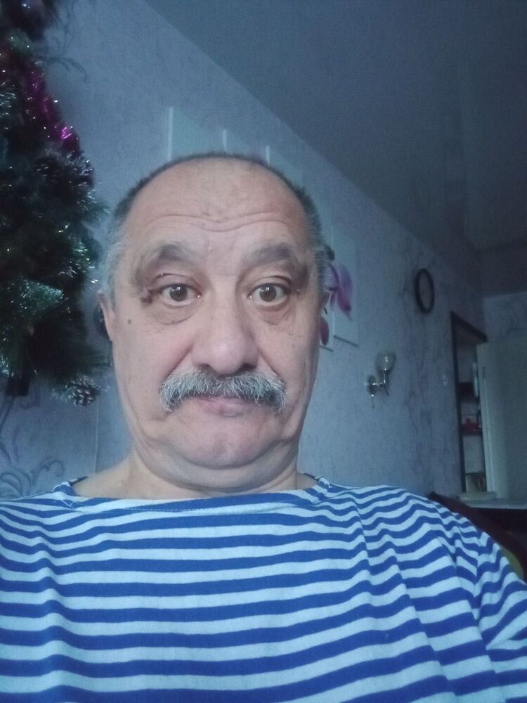  40485441  Igor, 63 ,    -
