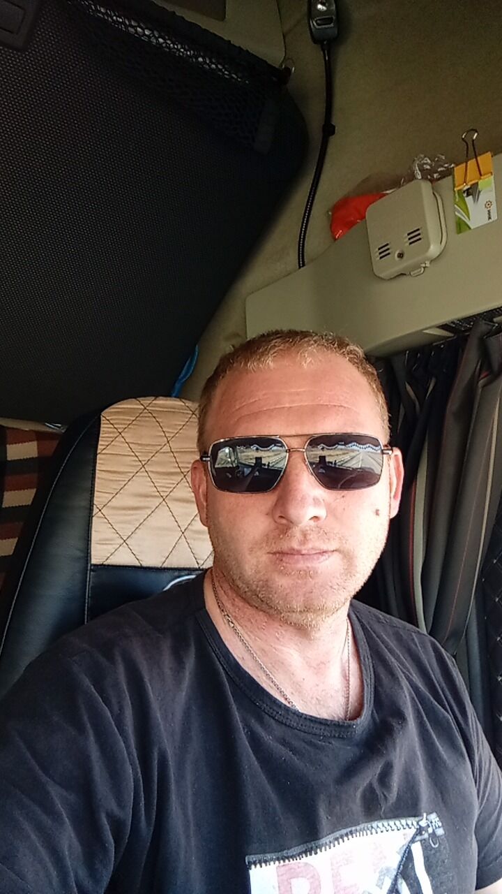  47852161  , 40 ,    