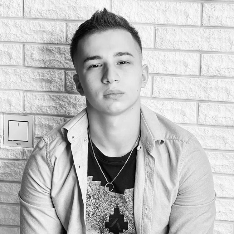 ���� 24660641 ����� Riad, 23 ����, ���� ���������� � ����