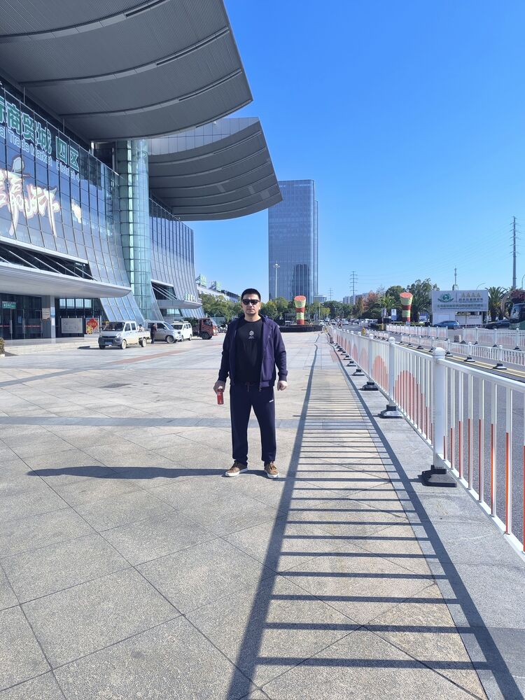  ,   Bakhrom, 32 ,   ,   