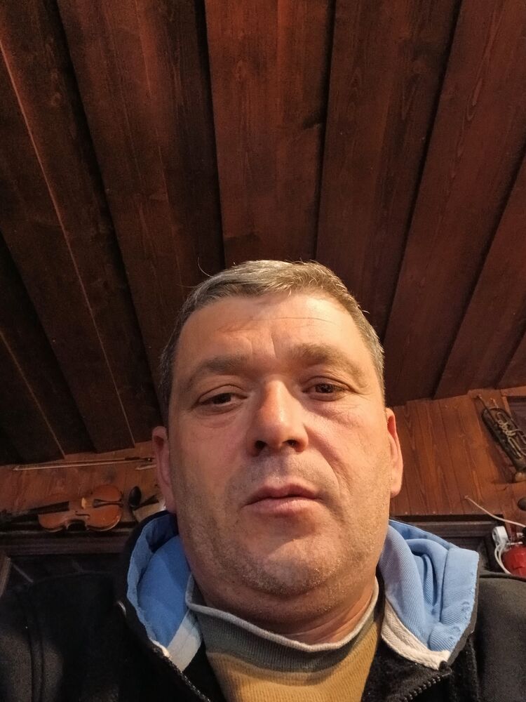  47601661  Giorgi, 30 ,    