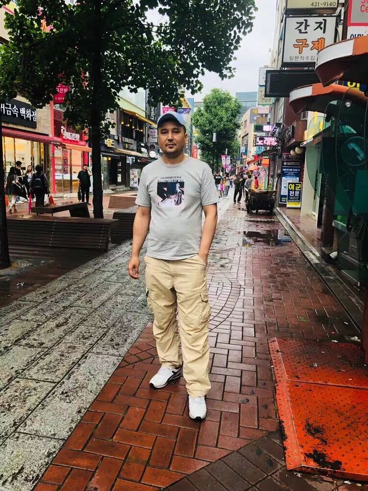  ,   John, 40 ,   ,   