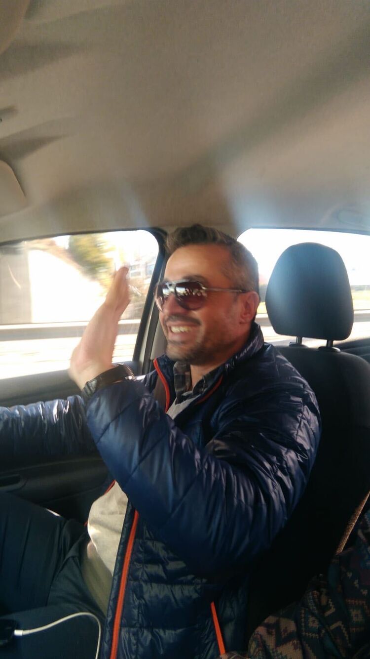  48067991  Murat, 41 ,    