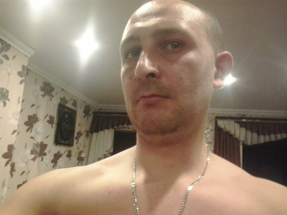  8329991  , 42 ,    