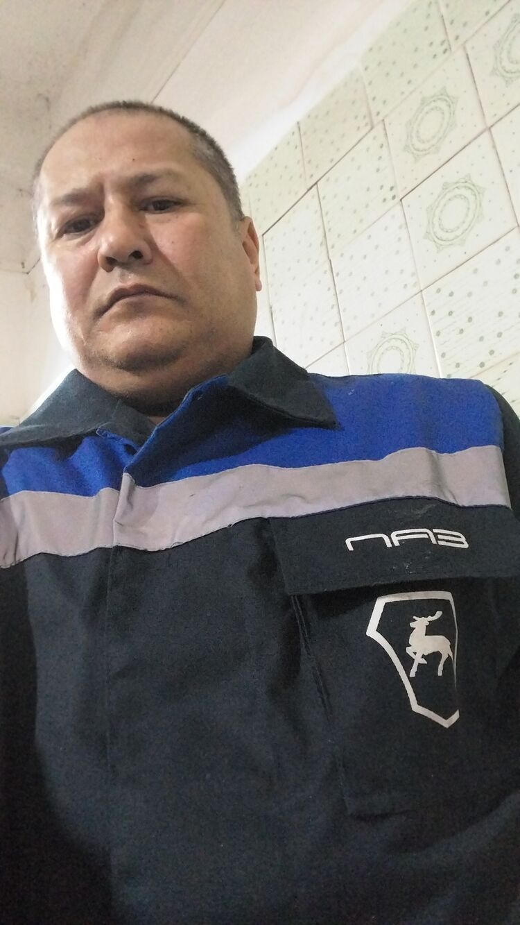  49419361  Sabyr, 43 ,     