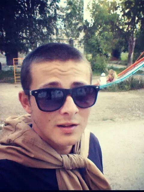  ,   Viktor, 30 ,   ,   