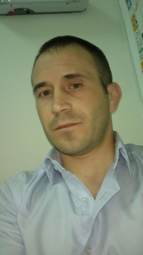  ,   Petr, 41 ,   ,   , c 