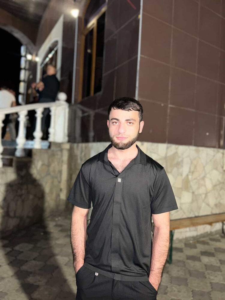  54102861  Agho, 20 ,    