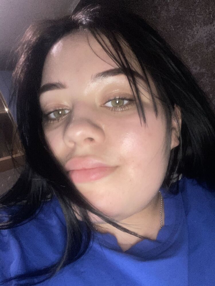  ,   Xenia, 21 ,     
