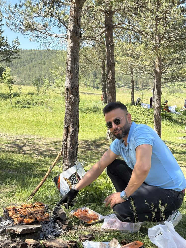  53951721  Ramazan, 33 ,    