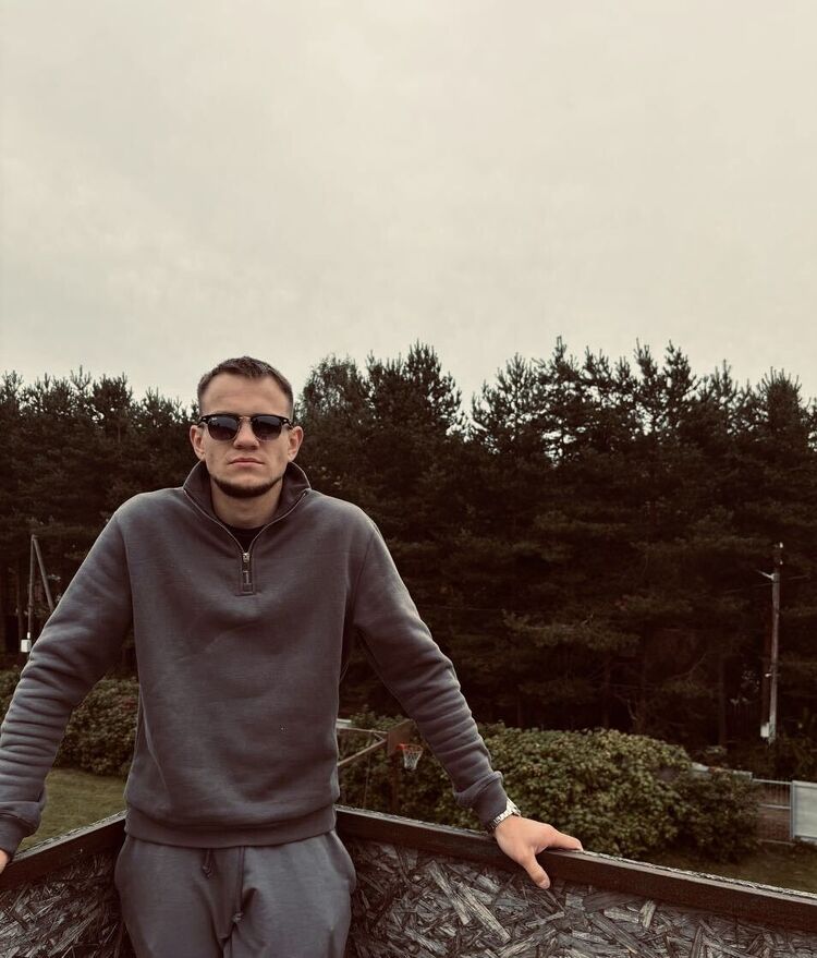  54706261  , 26 ,    -