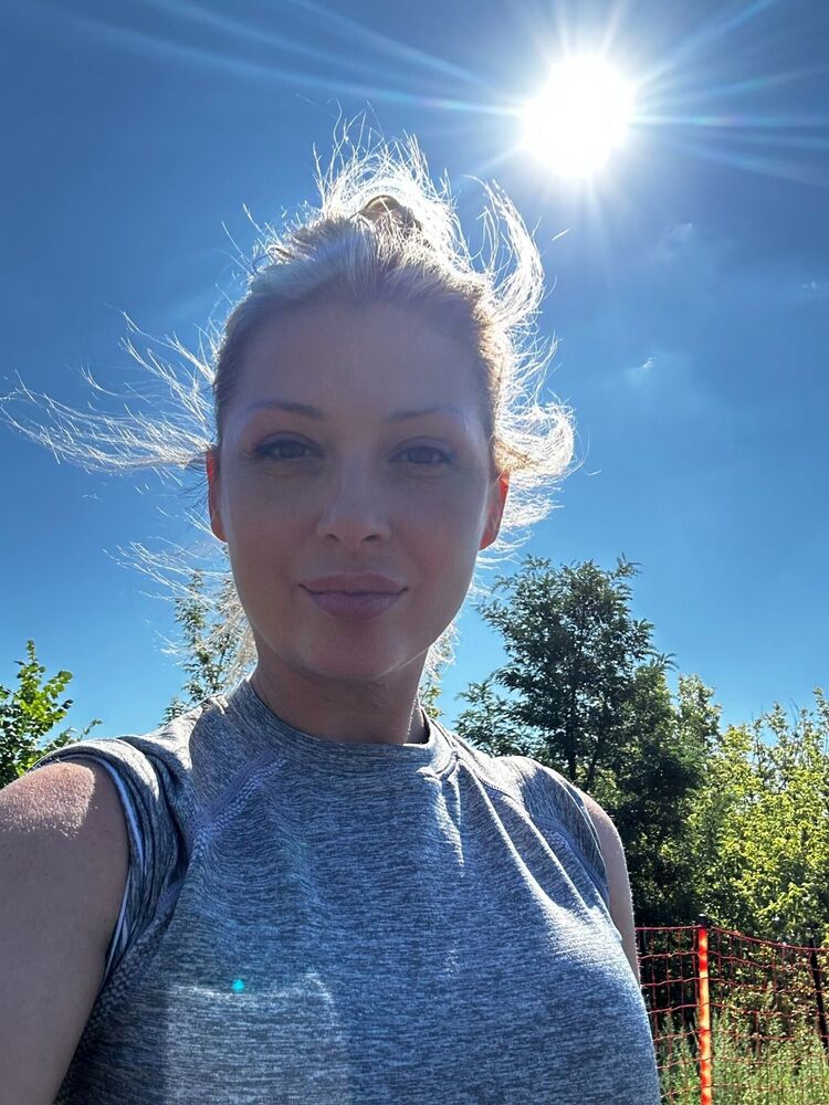  54216581  Karin, 48 ,    