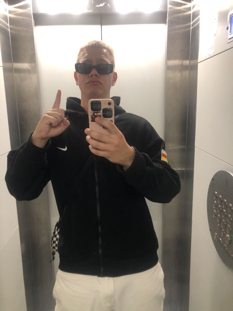  --,   , 21 ,   ,   