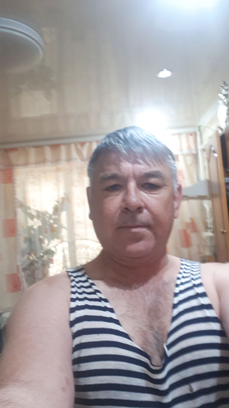  ,   Leonid, 53 ,   ,   