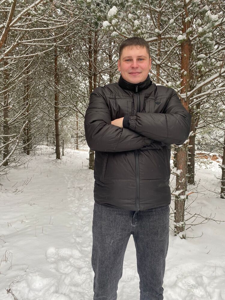   ,   Denis, 27 ,   ,   