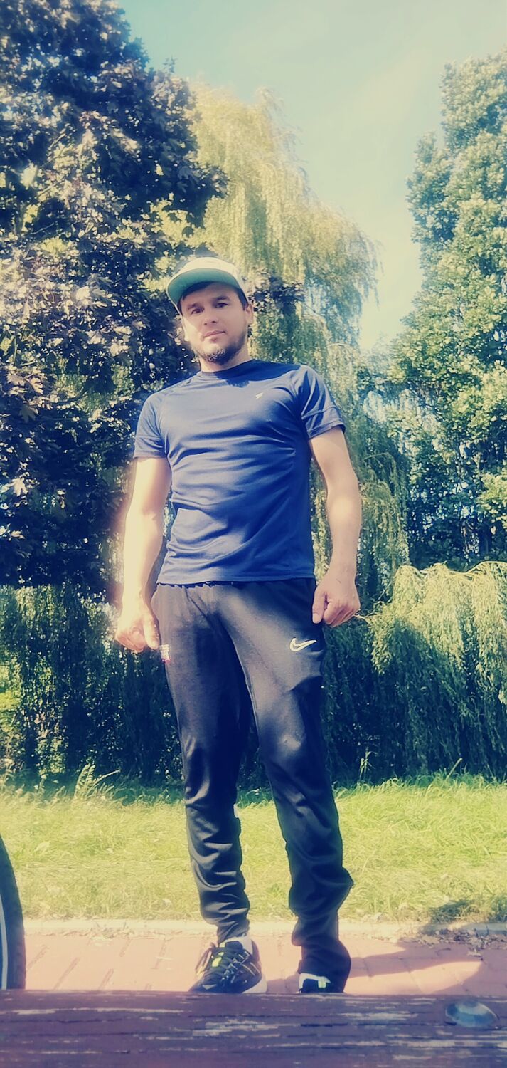  53529841  David, 35 ,    