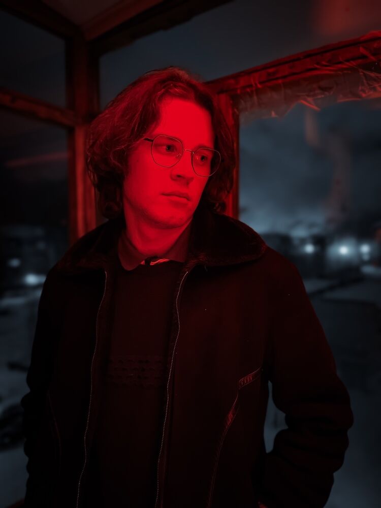  39607741  Oleg, 22 ,    -