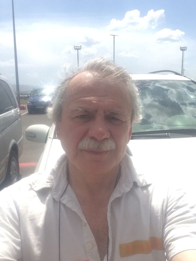 21739791  Levan, 65 ,    