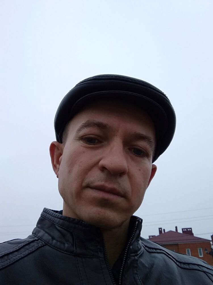  --,   Jon, 43 ,   
