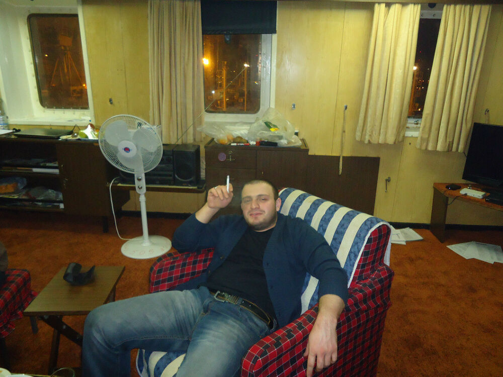  6692131  Konstantine, 36 ,    