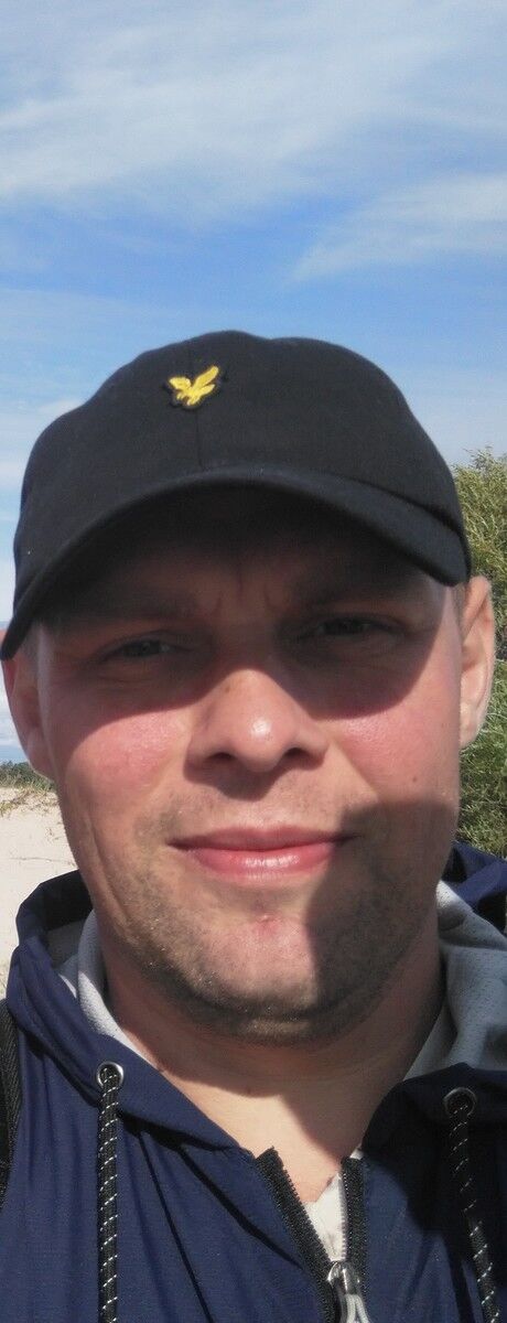  18355631  Andrei, 47 ,    