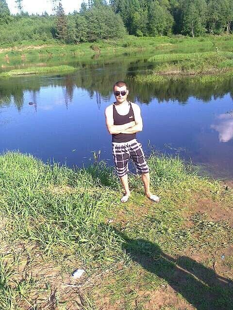  20528751  ARBI, 33 ,    