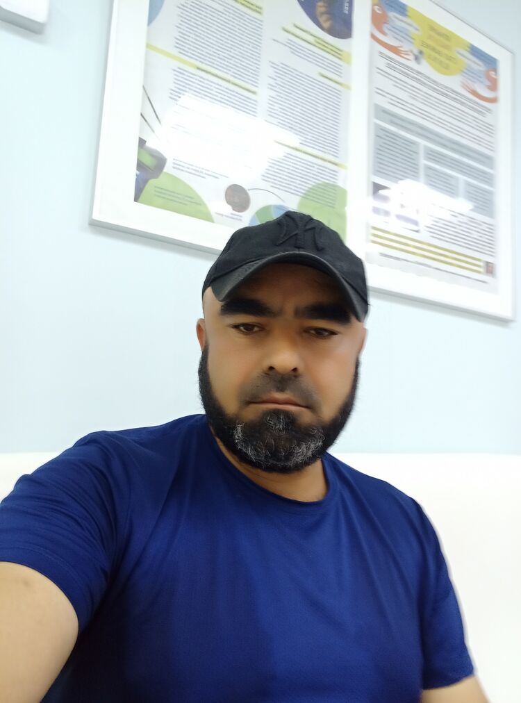  36465931  Xolyor, 46 ,    