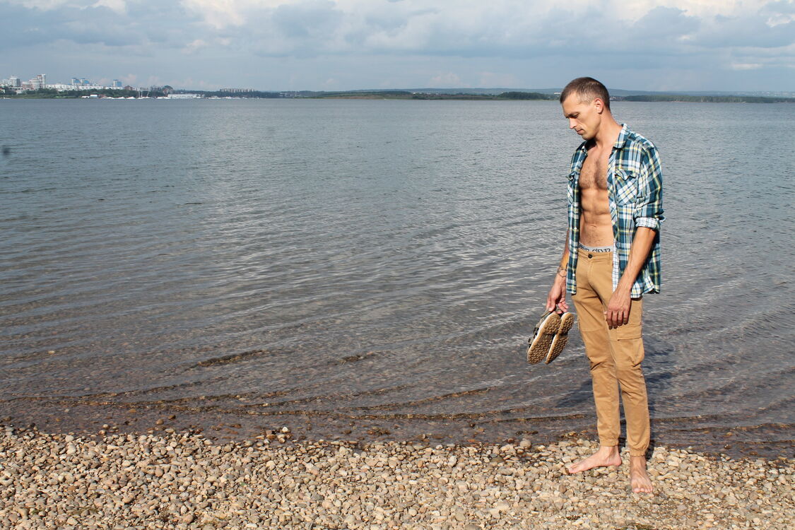  ,   Daniel, 37 ,   ,   